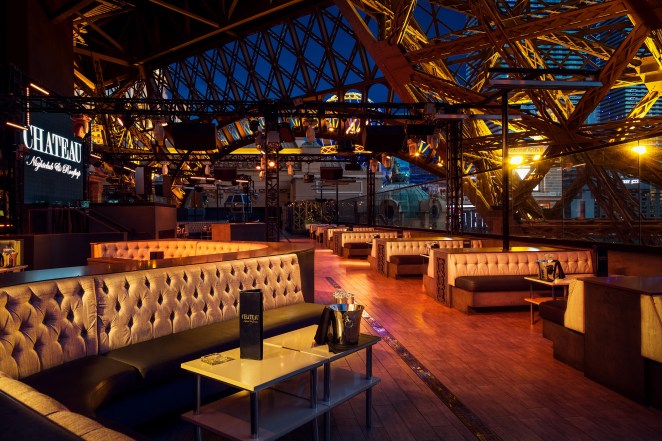 Chateau Rooftop by Anthony Mair (2)